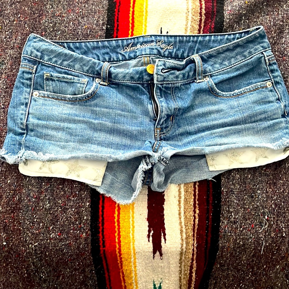 AE Women’s blue Jean shorts size 10
